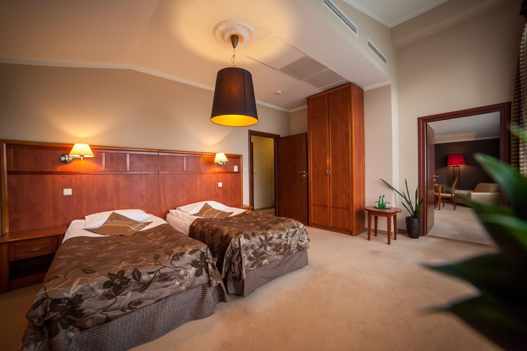 Farmona Hotel Business & Spa Krasków Eksteriør bilde