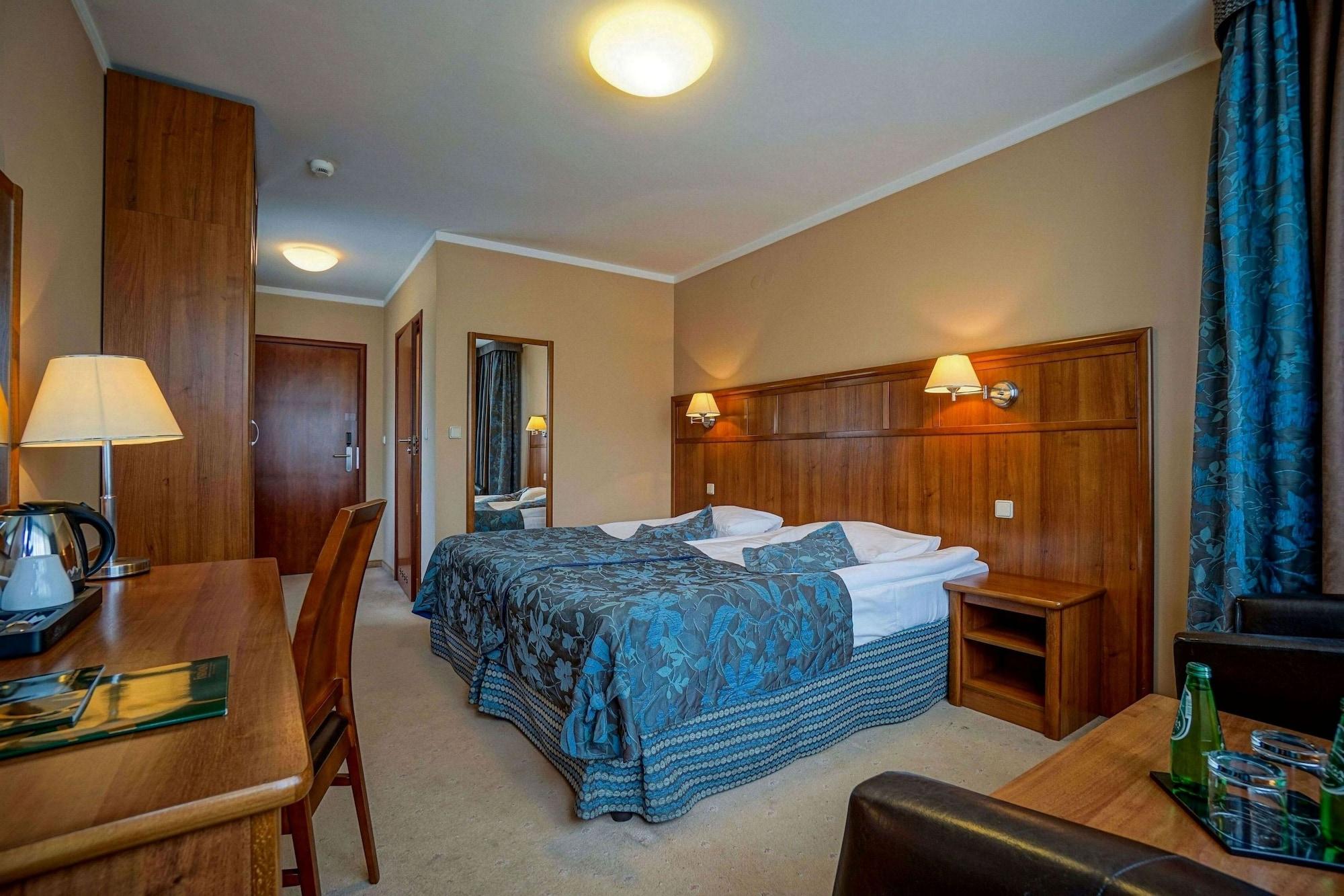 Farmona Hotel Business & Spa Krasków Eksteriør bilde